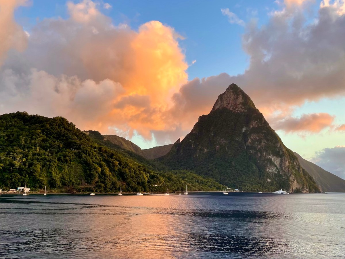Sainte-Lucie : navigation vers l’Anse des&nbsp;Pitons
